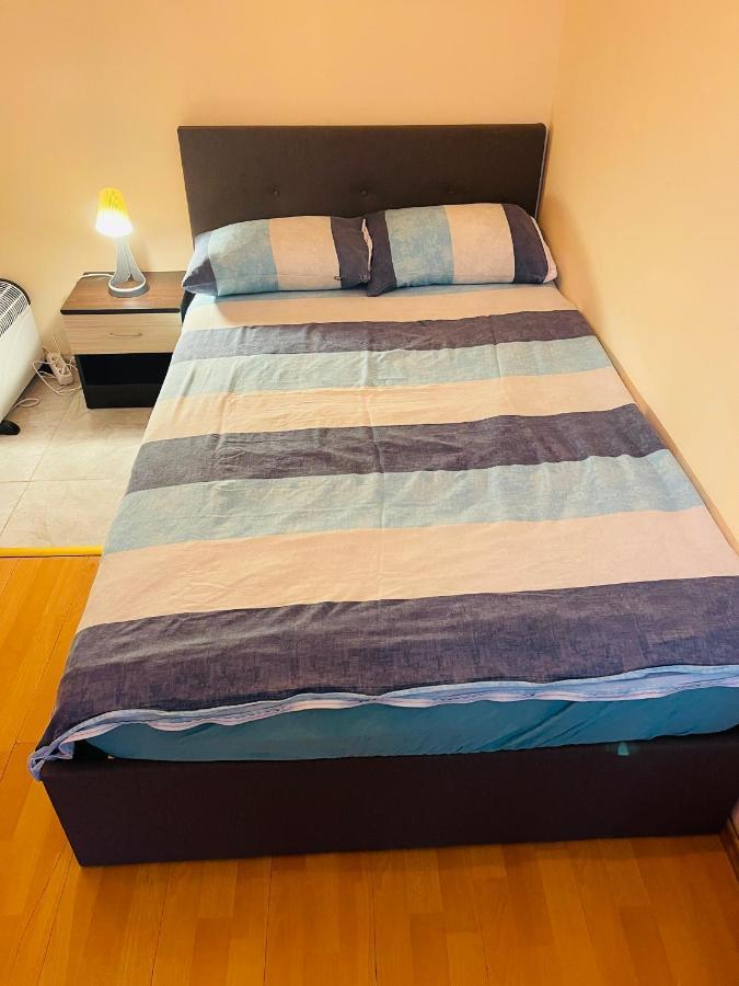 Апартаменты Top Center Studio 2 Min To The Beach Варна Экстерьер фото